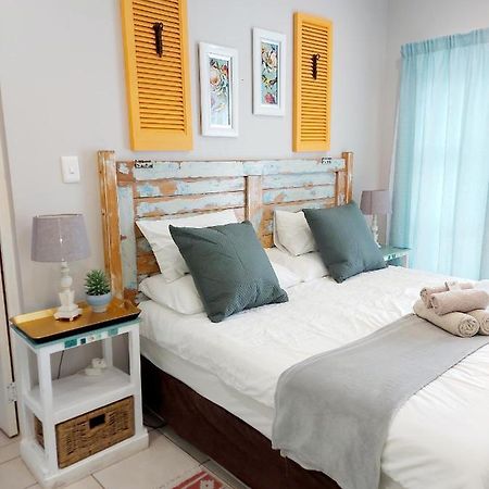 The Coelacanth Guest House And Beach Thyme Self Catering Kidd's Beach Bagian luar foto