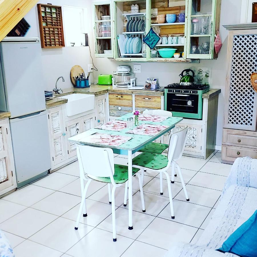 The Coelacanth Guest House And Beach Thyme Self Catering Kidd's Beach Bagian luar foto