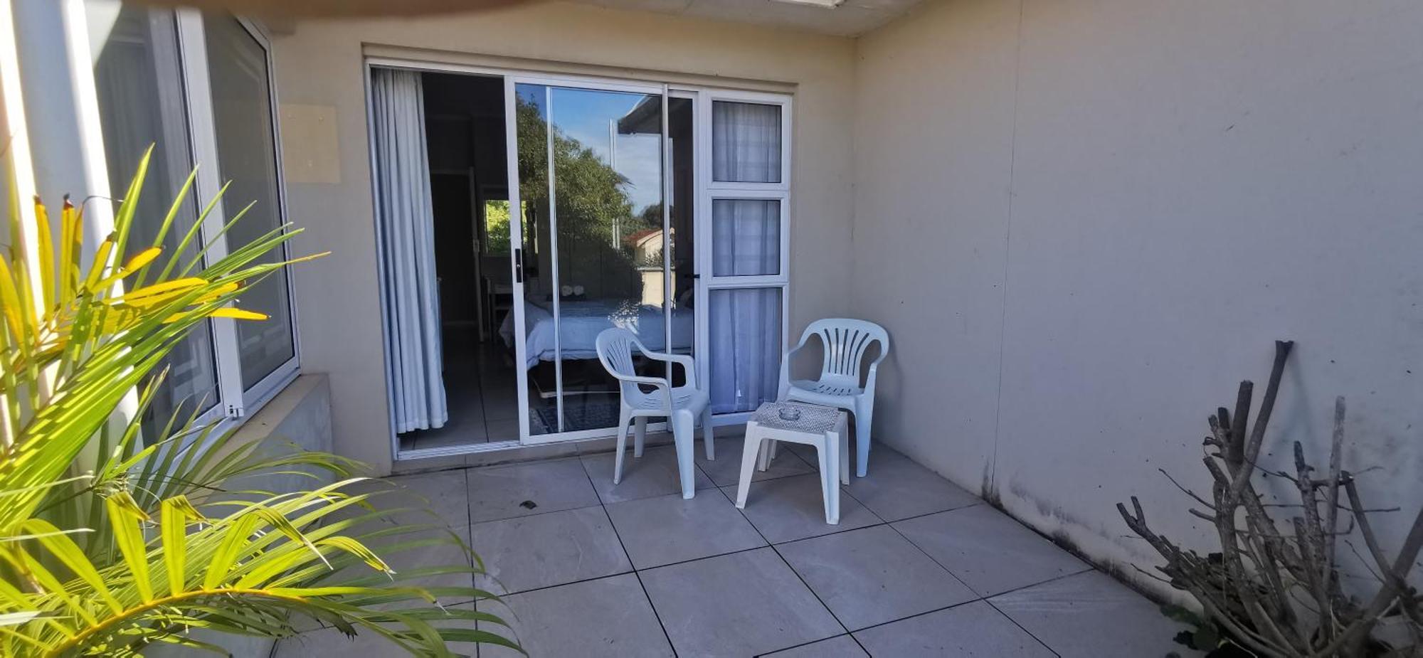 The Coelacanth Guest House And Beach Thyme Self Catering Kidd's Beach Bagian luar foto