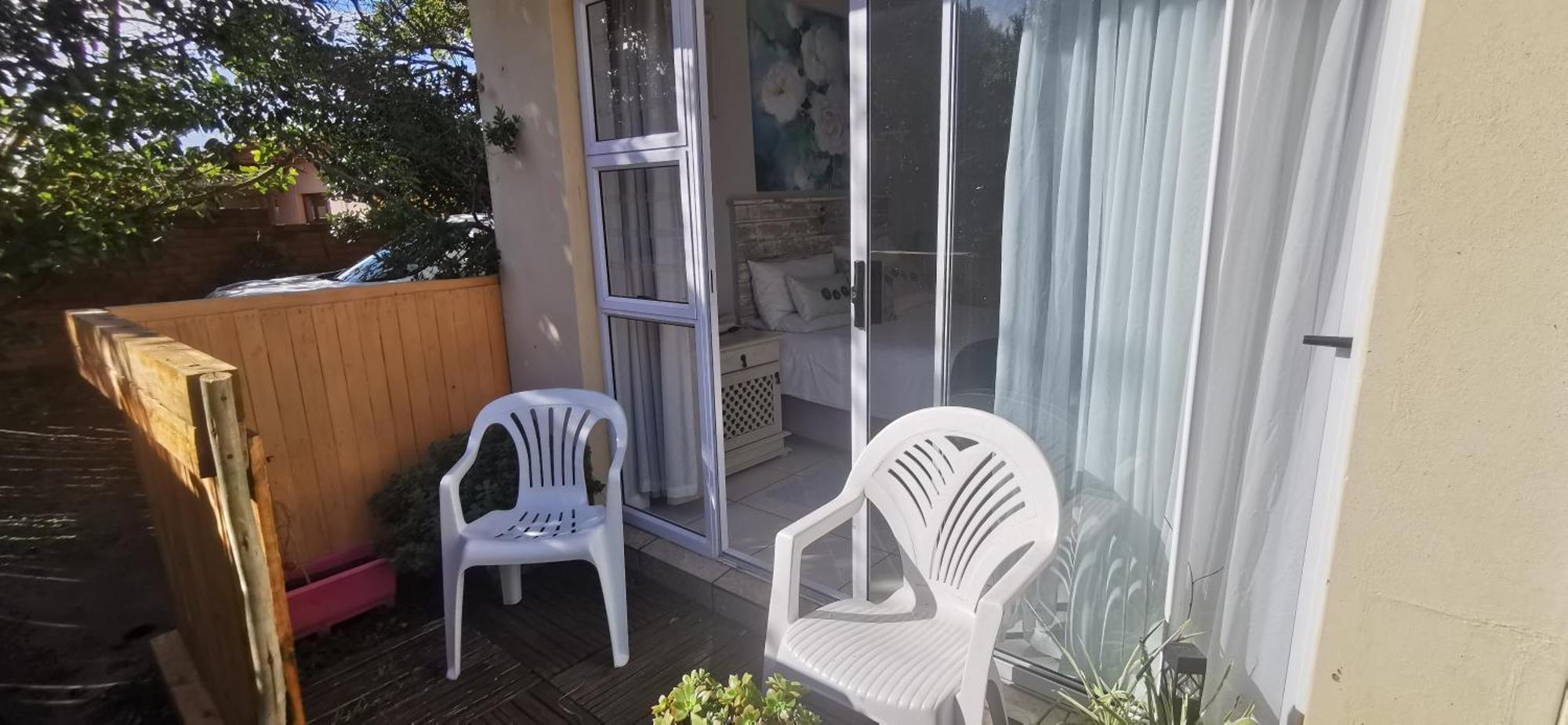 The Coelacanth Guest House And Beach Thyme Self Catering Kidd's Beach Bagian luar foto