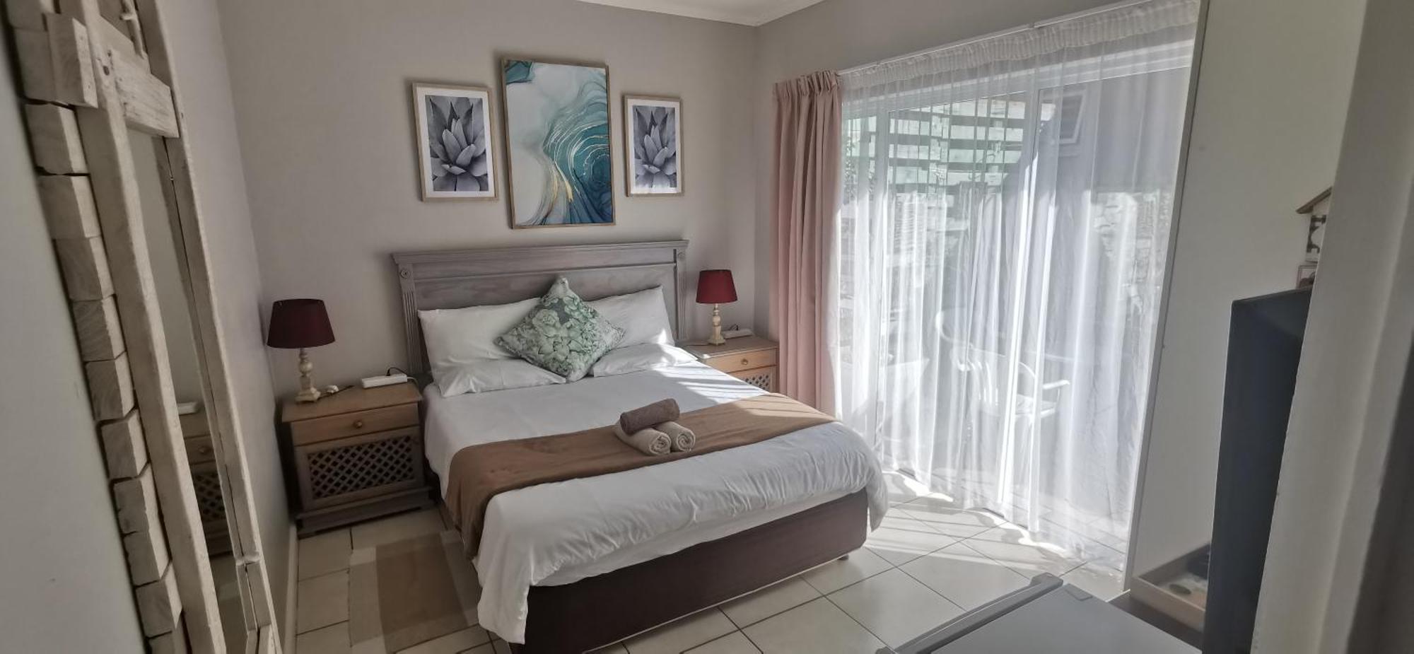 The Coelacanth Guest House And Beach Thyme Self Catering Kidd's Beach Bagian luar foto
