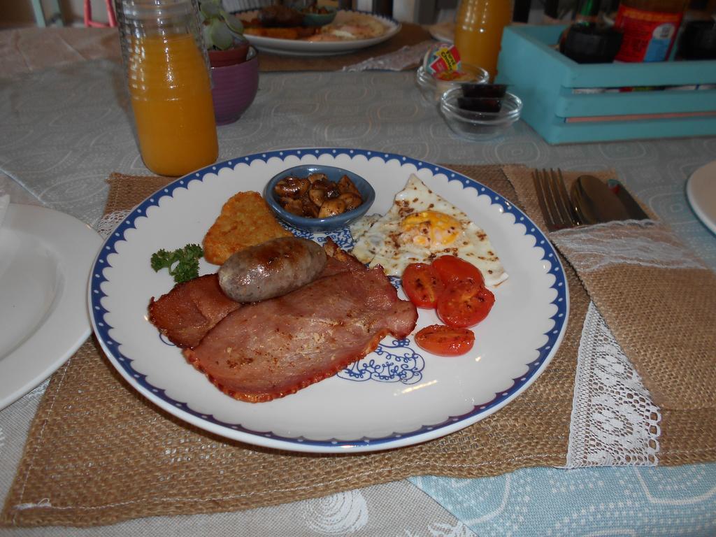 The Coelacanth Guest House And Beach Thyme Self Catering Kidd's Beach Bagian luar foto